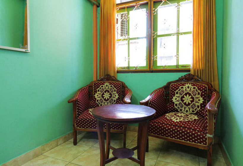 هتل Airy Syariah Hm Bafadhal Sungai Asam Jambi