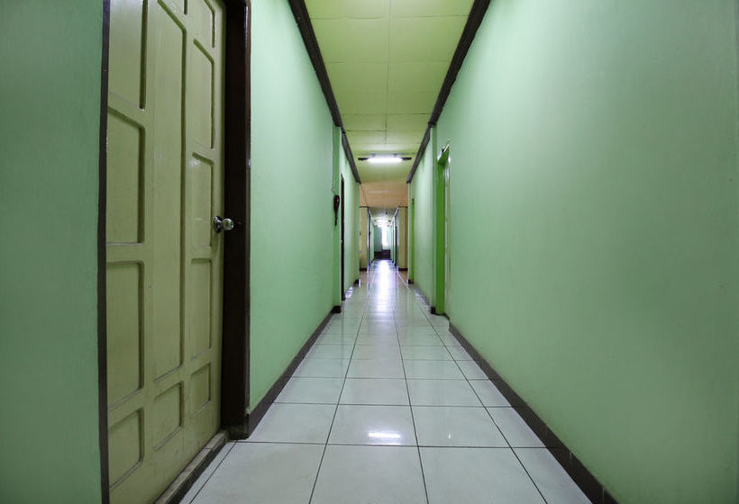 هتل Airy Syariah Hm Bafadhal Sungai Asam Jambi