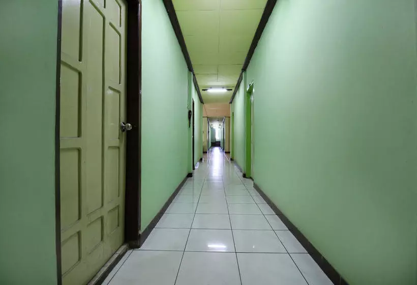هتل Airy Syariah Hm Bafadhal Sungai Asam Jambi