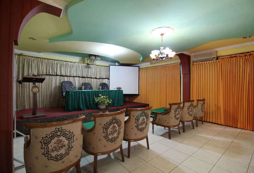 هتل Airy Syariah Hm Bafadhal Sungai Asam Jambi