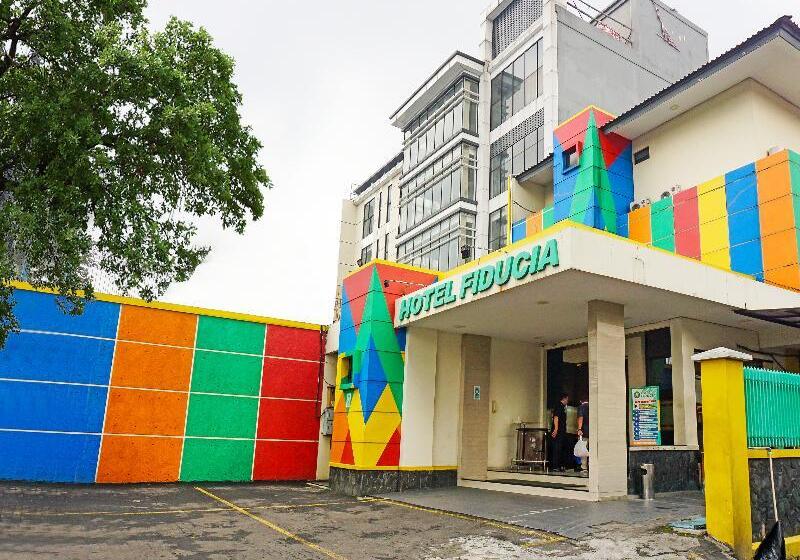 Szálloda Fiducia Otista 153