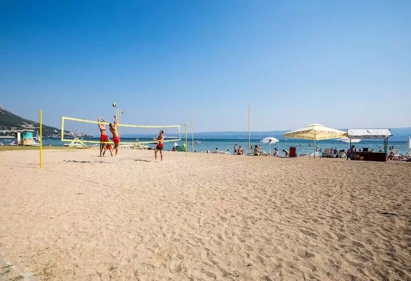 Hotel Mobile Homes Camp Galeb