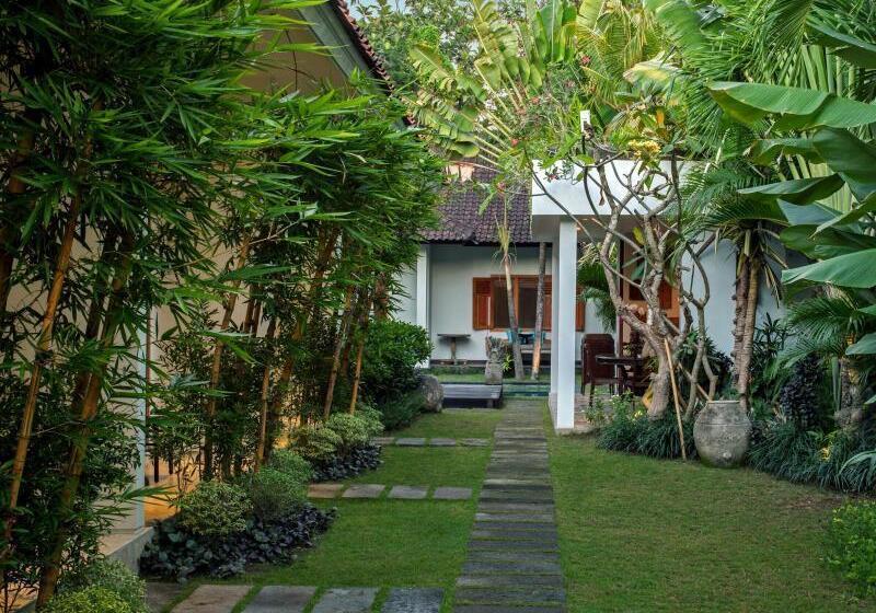 호텔 Room & Vespa 3