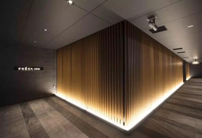 Hotelli Sotetsu Fresa Inn Kyotohachijoguchi