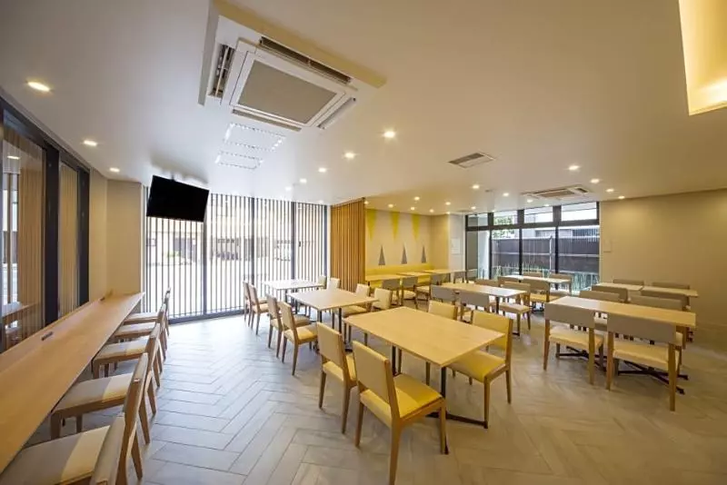 Hotelli Sotetsu Fresa Inn Kyotohachijoguchi