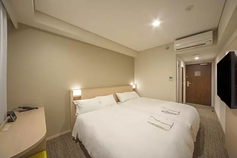 Hotelli Sotetsu Fresa Inn Kyotohachijoguchi