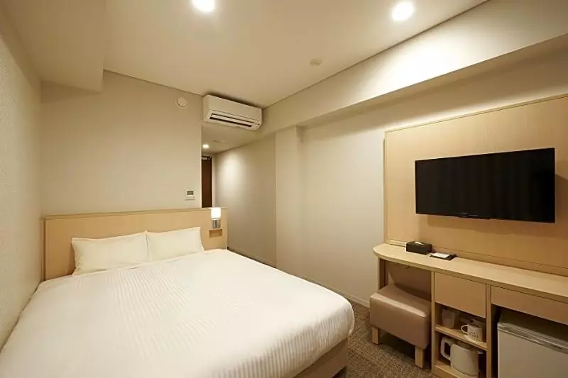 Hotelli Sotetsu Fresa Inn Kyotohachijoguchi