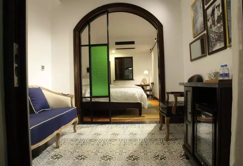 Hotelli The Pushi Mansion