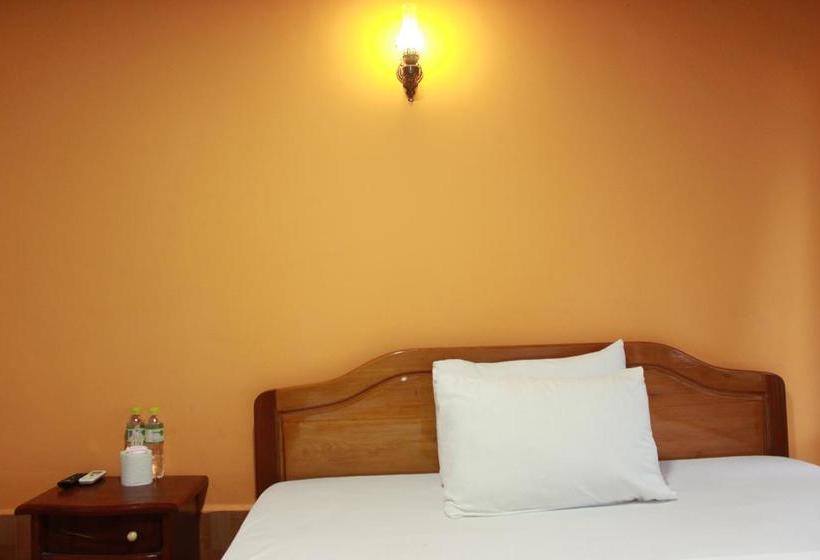 בית מלון כפרי Two Easy Bungalow