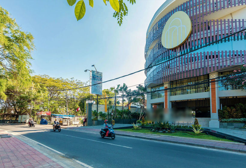 Hotel Zen Premium Nusa Dua Pratama 2