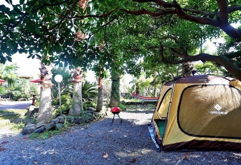 Luna In Jeju Pension