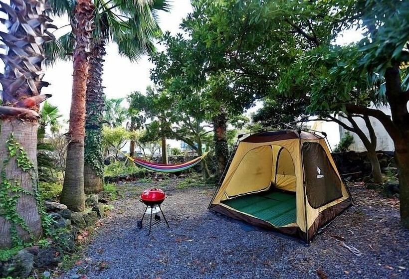 Luna In Jeju Pension