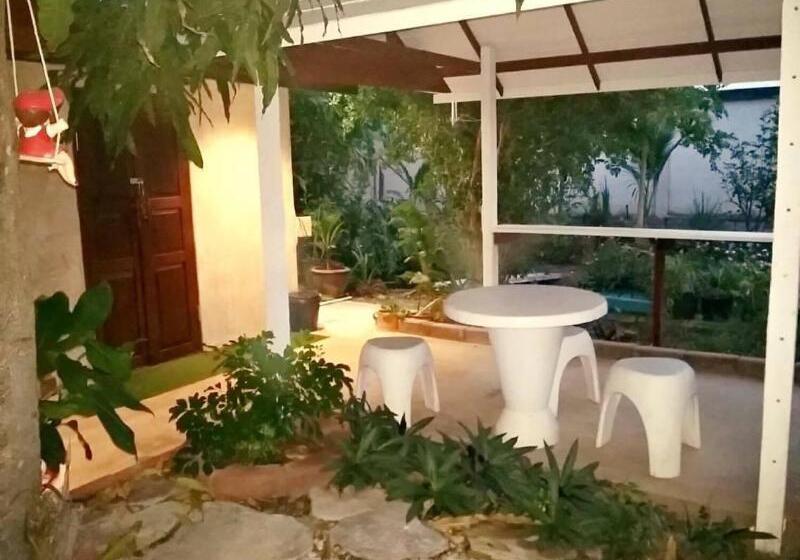 Pensão Baanchompooamphawa