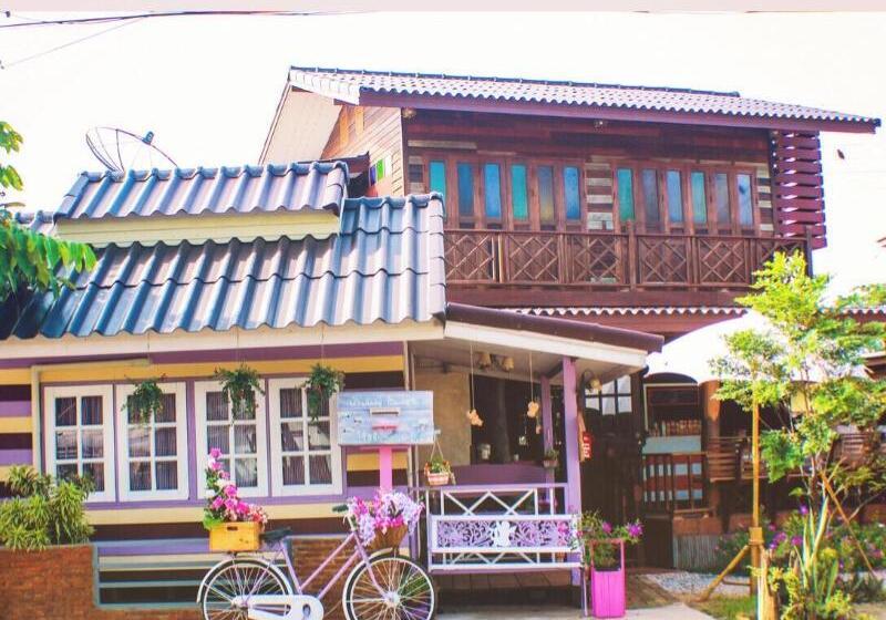 Pensão Baanchompooamphawa