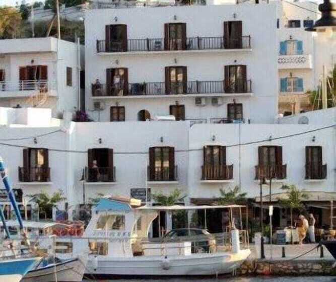 פנסיון Lykomides