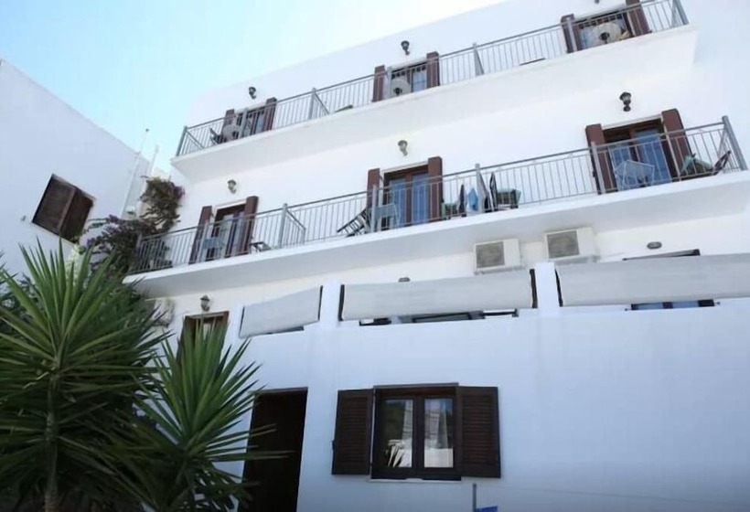 פנסיון Lykomides