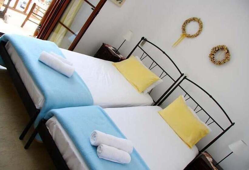 פנסיון Lykomides