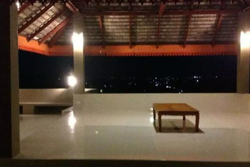 ペンション Ruen Roylanna Resort