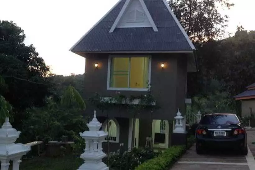 ペンション Ruen Roylanna Resort