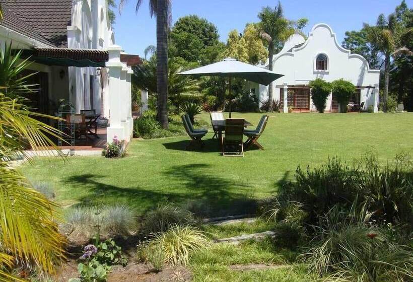 펜션 The Garden Villa Guesthouse