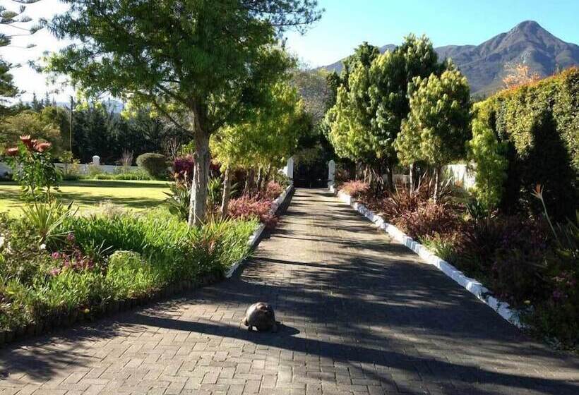 펜션 The Garden Villa Guesthouse