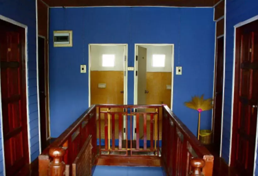 پانسیون Tt&t Backpacker Guesthouse