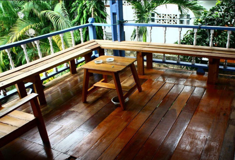 펜션 Tt&t Backpacker Guesthouse