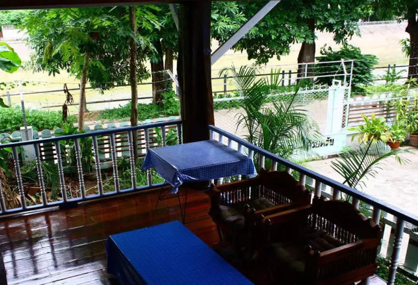 پانسیون Tt&t Backpacker Guesthouse