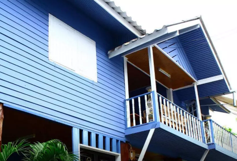 پانسیون Tt&t Backpacker Guesthouse