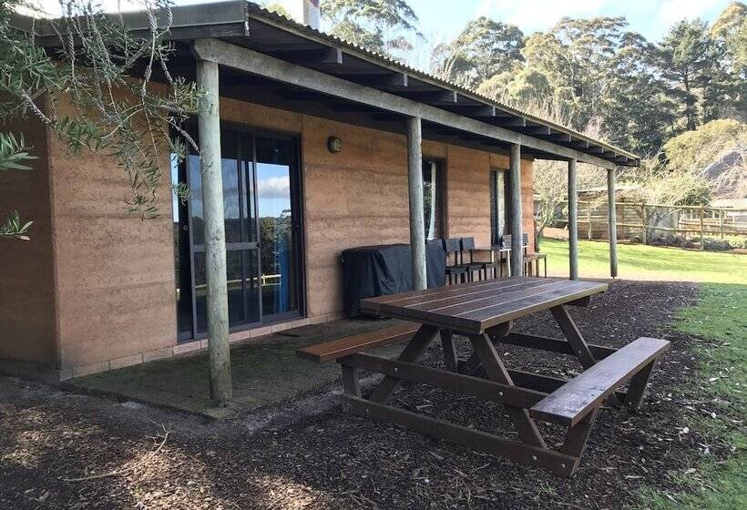 Pump Hill Farm Cottages