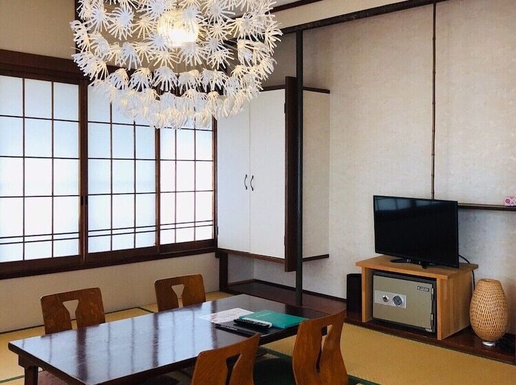 Ryokan Harukaze No Yado