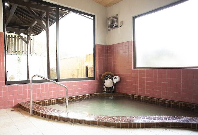 Ryokan Harukaze No Yado