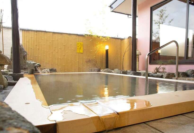 Ryokan Harukaze No Yado