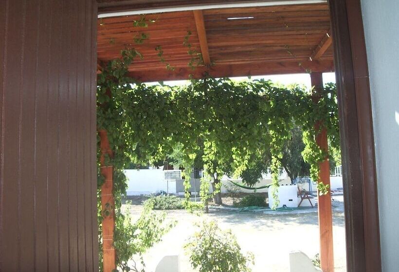 Skyros Panorama Studios