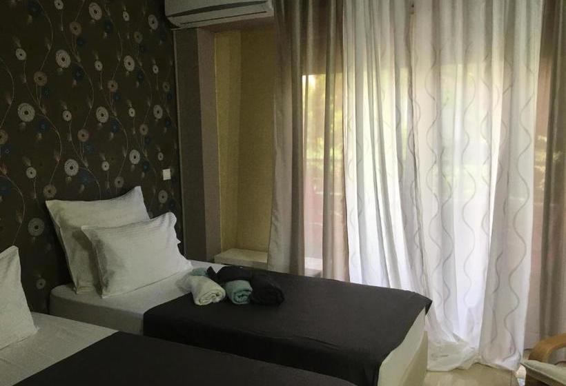 Er.zo Summer Studios