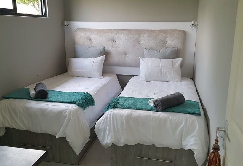 Golden View Luxury Self Catering