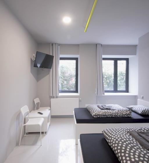 Private Rooms At Hostel63