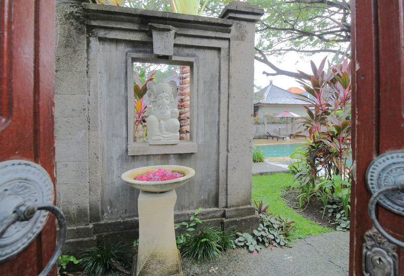 호텔 Airy Seminyak Kerobokan Kuwum Gang Rajawali Bali