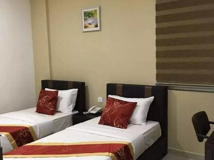 Hotel Global Inn