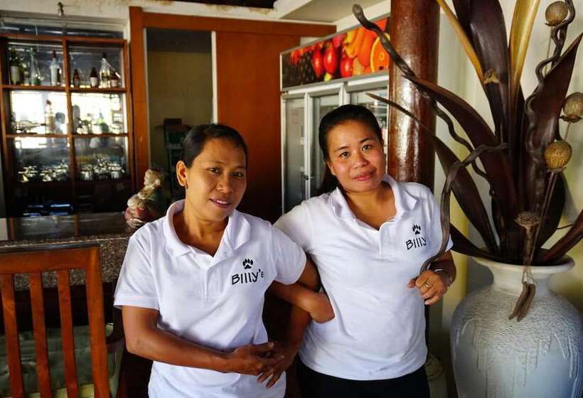 펜션 Yulia 2 Homestay Sanur