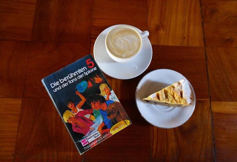 펜션 Yulia 2 Homestay Sanur