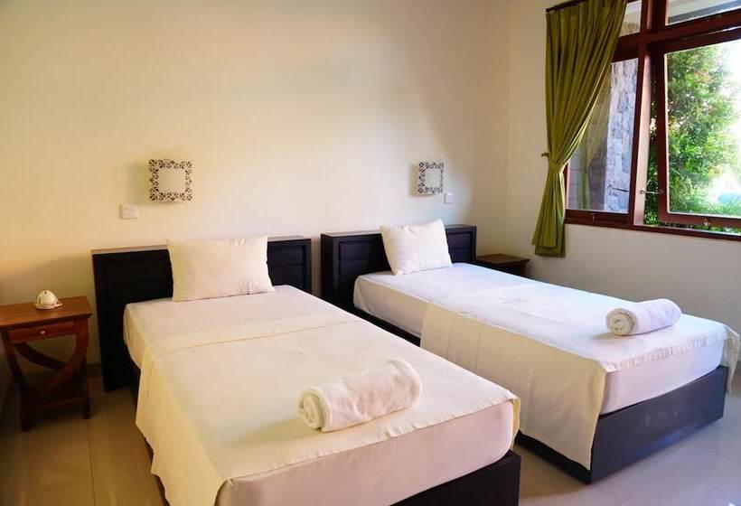 펜션 Yulia 2 Homestay Sanur