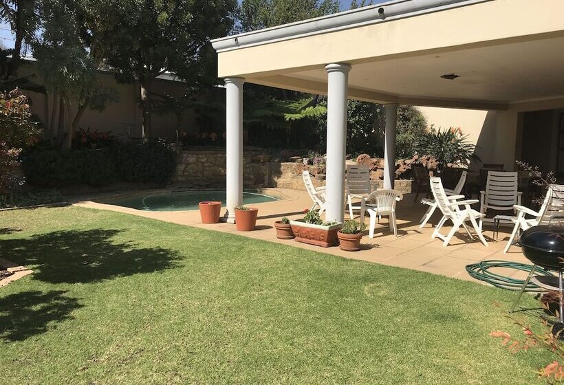 Seven Streams Bed And Breakfast