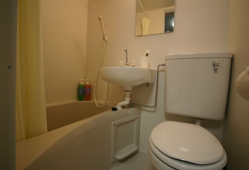 Weekly Sho Hotel Namba