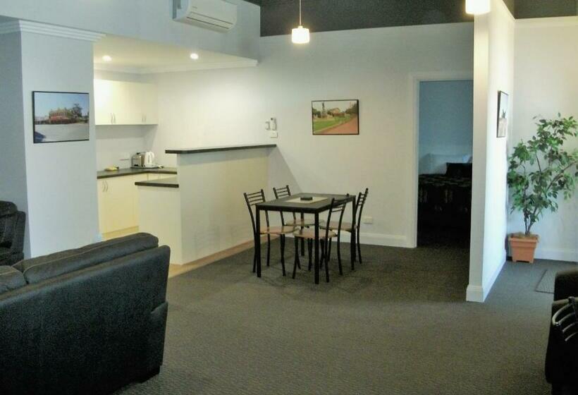 Daydream Motel And Apartments