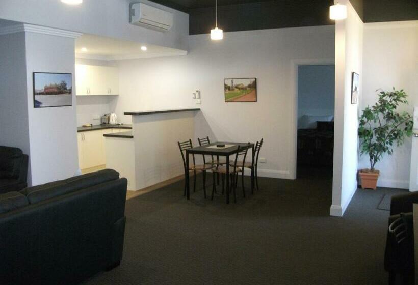 Daydream Motel And Apartments