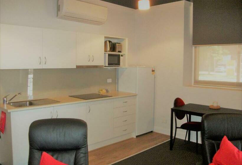 Daydream Motel And Apartments