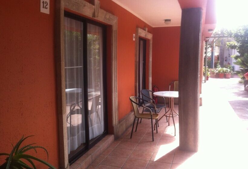 בית מלון כפרי Del Cid