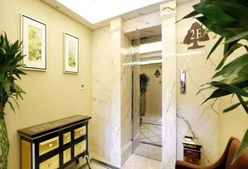 ホテル Greentree Inn Lanzhou Yanbei Road United University Express