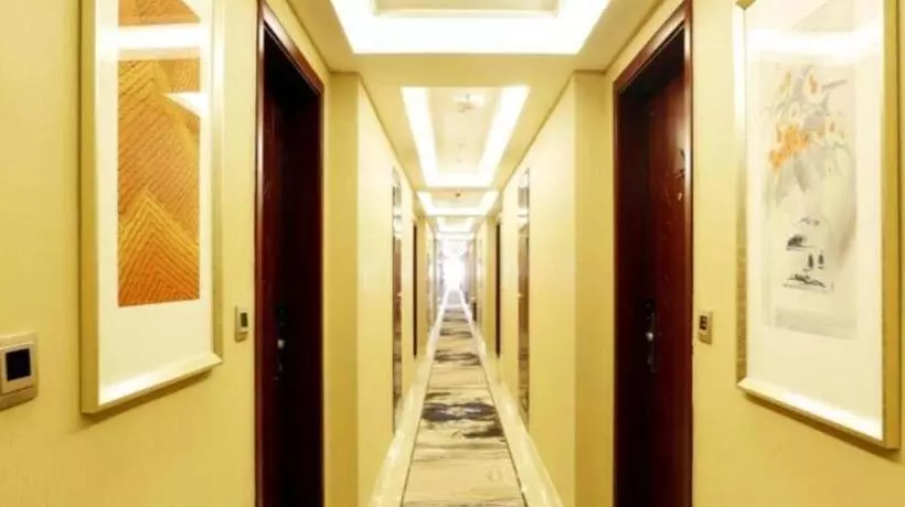 ホテル Greentree Inn Lanzhou Yanbei Road United University Express